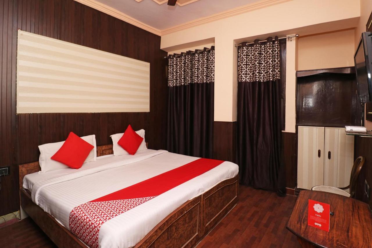 Oyo 8379 Hotel Kamal Lucknow Exteriör bild